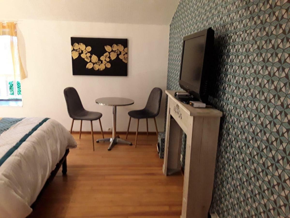 Chambre Sergeanne Doulezon Екстер'єр фото